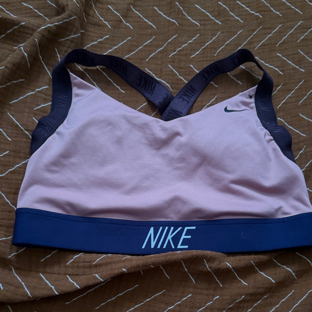 Nike Women's Light Pink and Navy Sports Bra